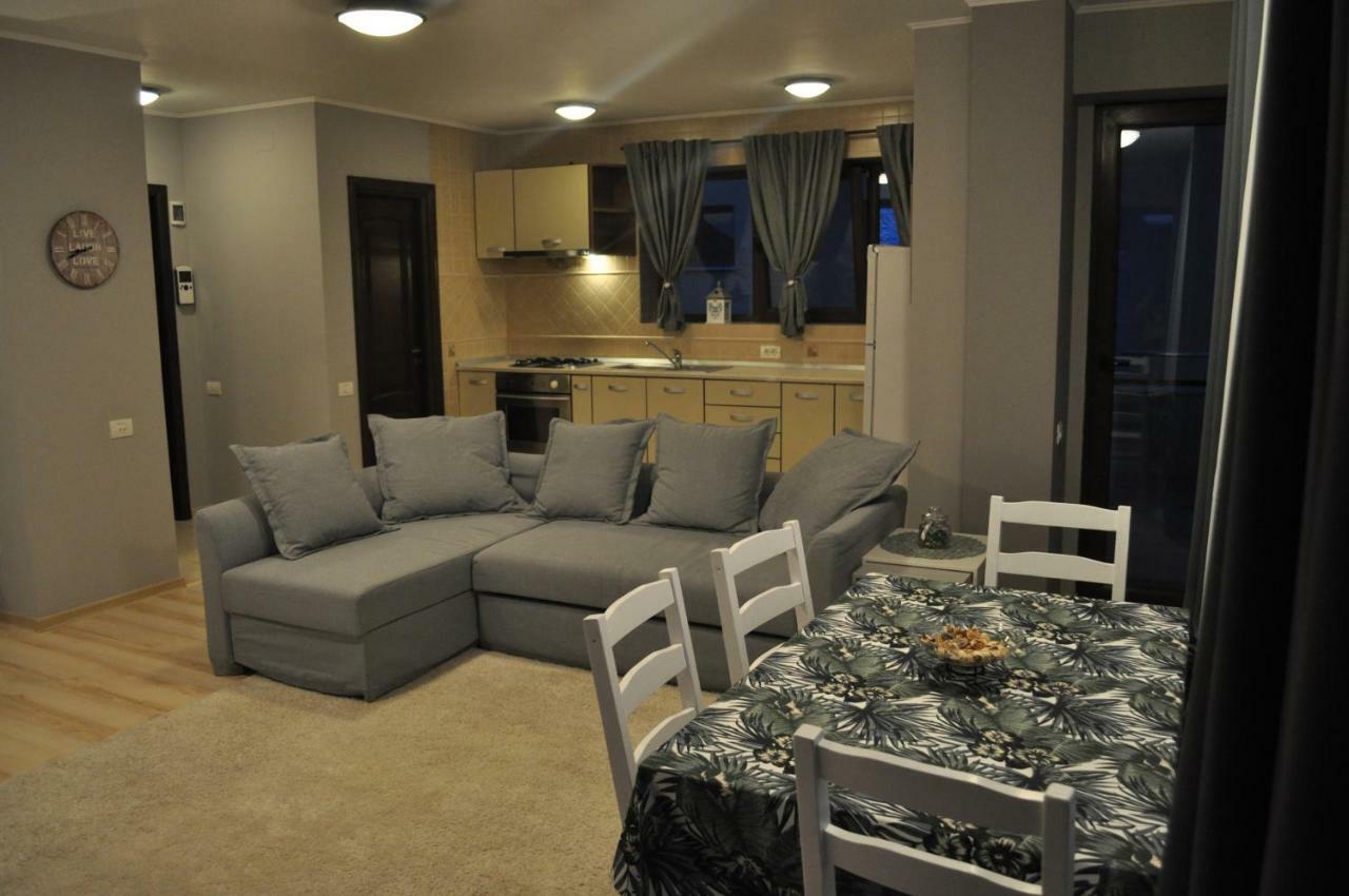 אוטופן Sleep & Fly Apartment מראה חיצוני תמונה
